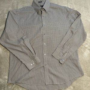 Van Heusen Men’s Button Down Shirt